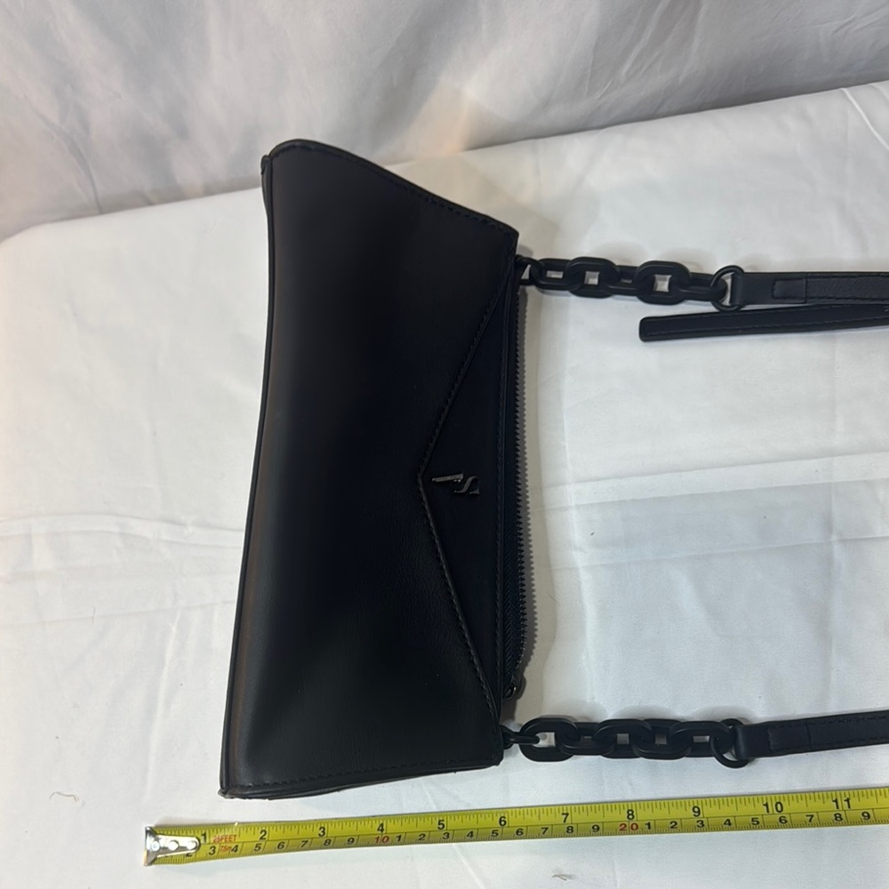 Simply Vera Vera Wang Elegant Black Handbag - Picture 3 of 13